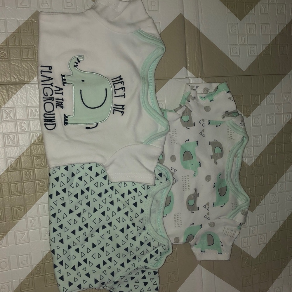3 matching bodysuits